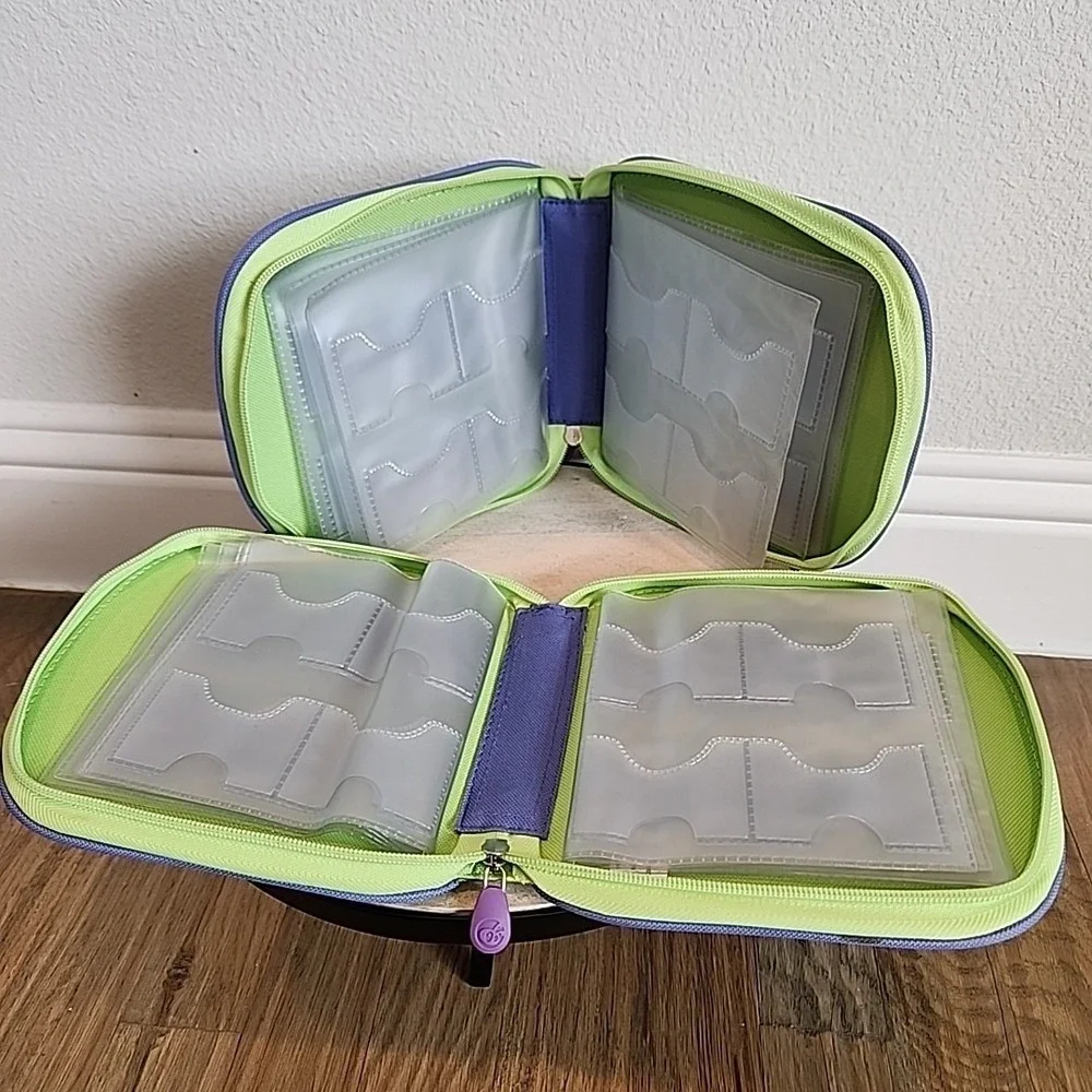Set Of 2 Cuttlekids Cuttlebug Provo Craft Storage‎ Scrapbook ZIPPER CASE ONLY
